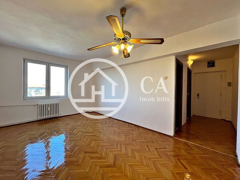 Apartament de vânzare cu 4 camere în zona centrală, Oradea - Poză 2