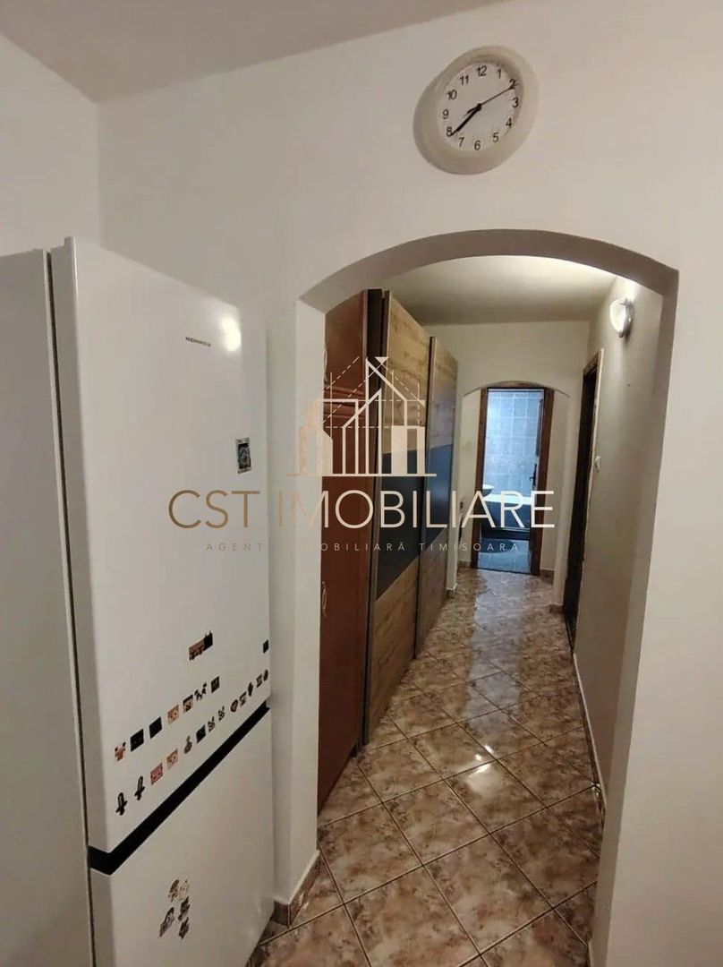 Apartament 3 camere Freidorf etaj 3 bloc izolat - Etaj Intermediar - Poză 8