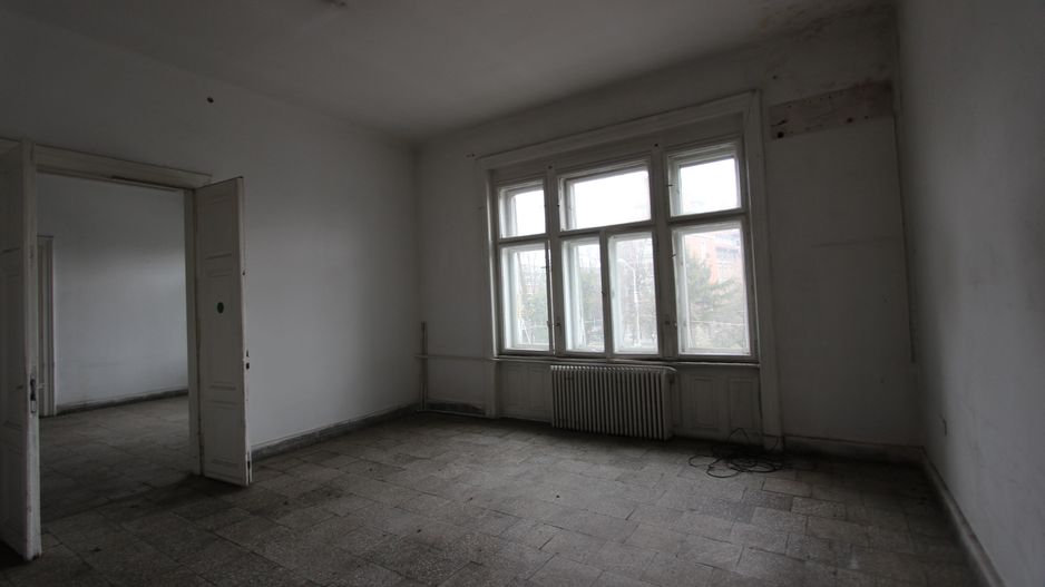 Imobil pretabil cladire de birouri, clinica medicala - Central - Poză 4