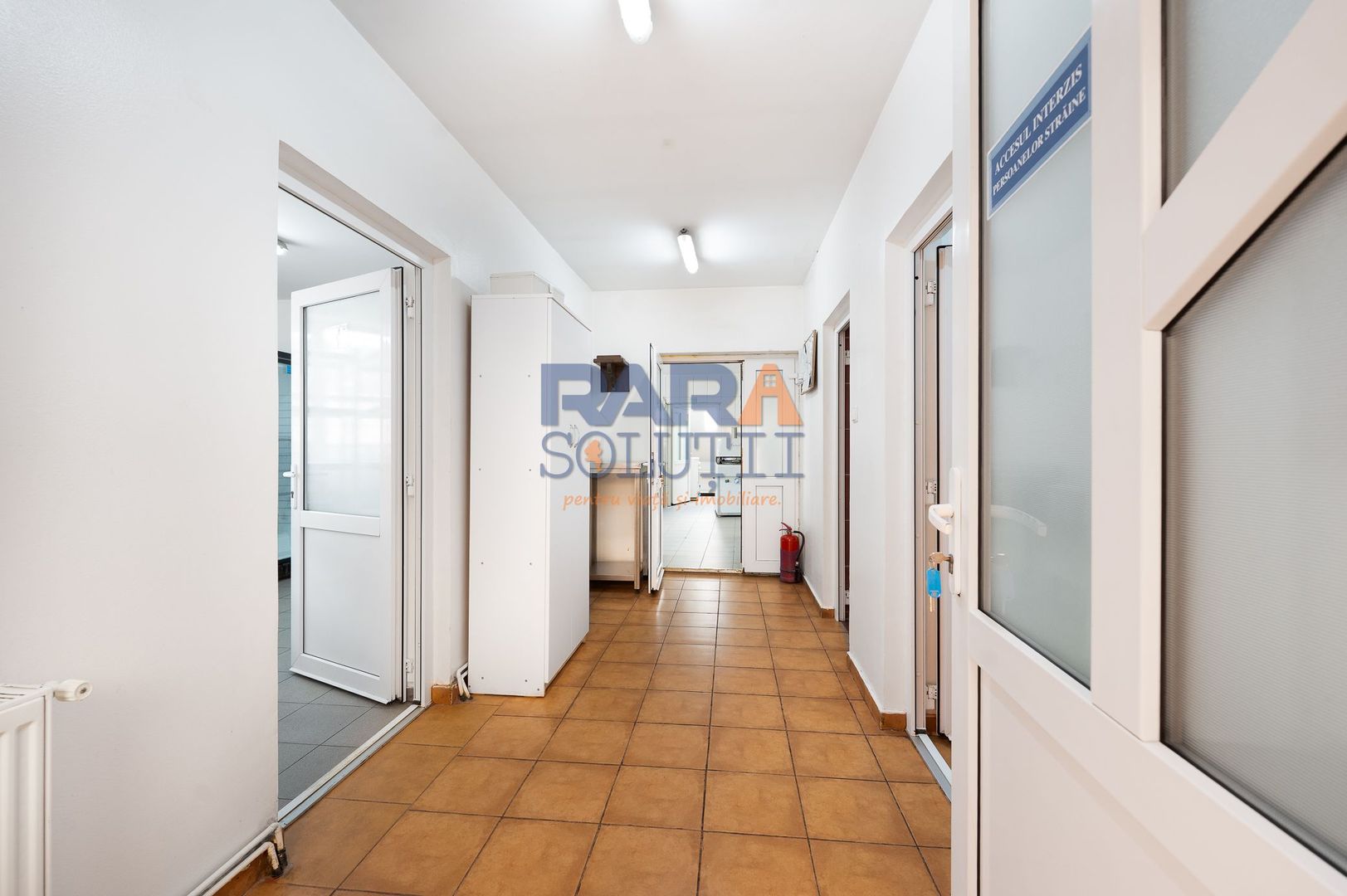 Spațiu de producție cu dotări complete: brutărie, patiserie și magazin - Poză 15