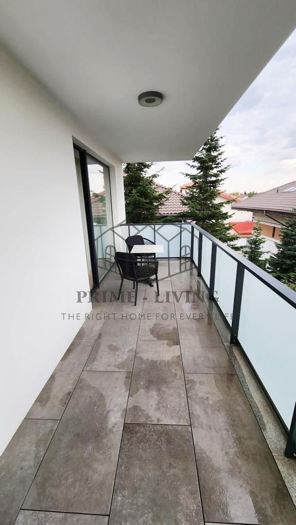 Apartament situat la etajul doi al unui bloc cu 3 etaje - Poză 6