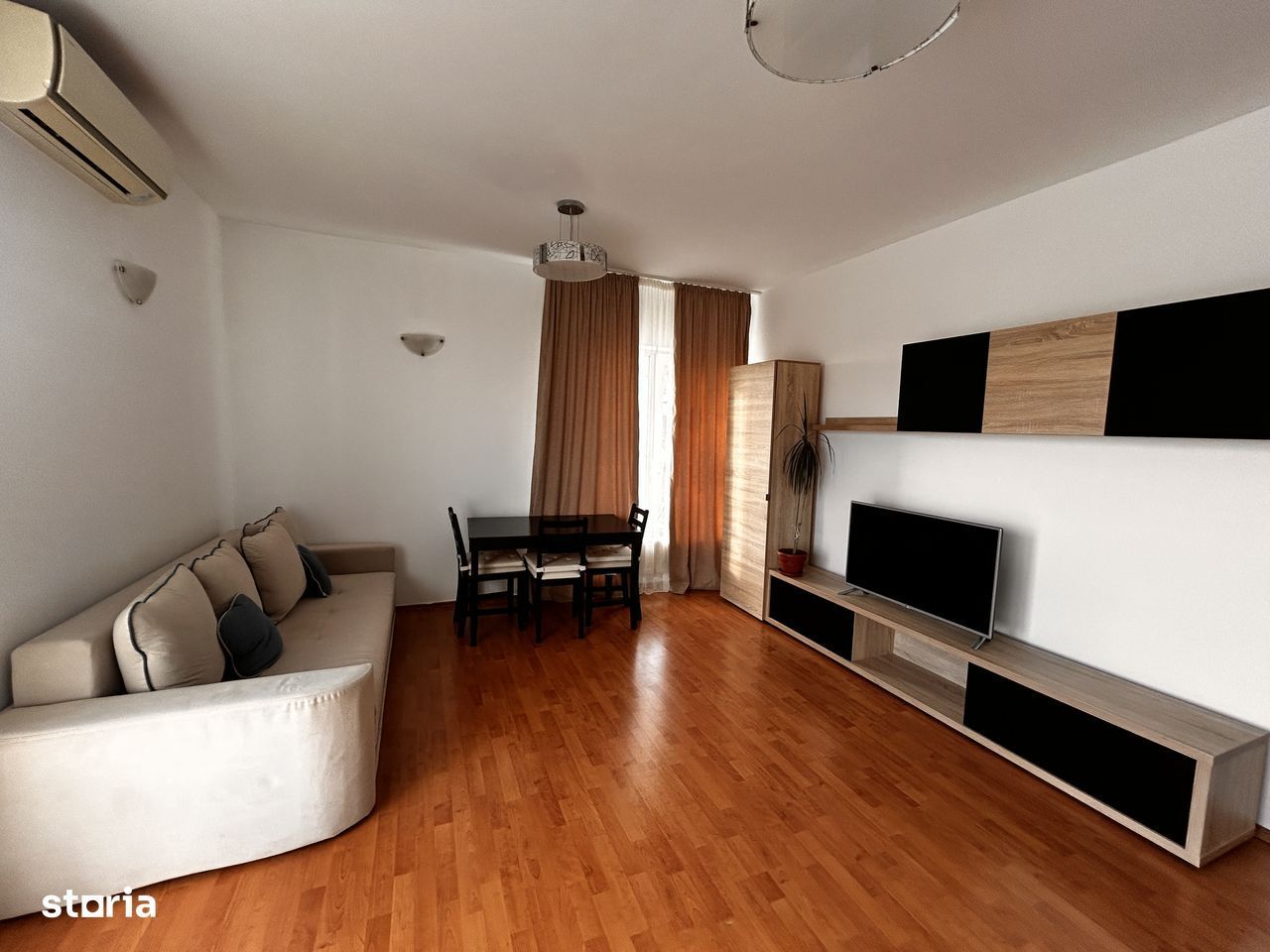 Apartament 2 camere Titan, parcare demisol, pet friendly, centrală, view superb - Poză 1
