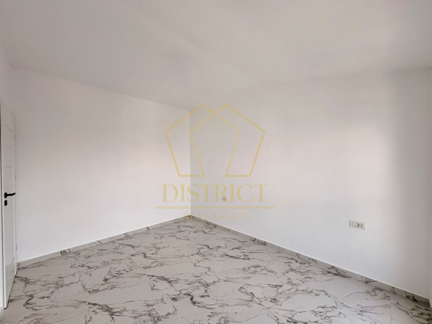 Penthouse cu 3 camere si terasa de 45mp | zona Antenei | Giroc - Poză 8