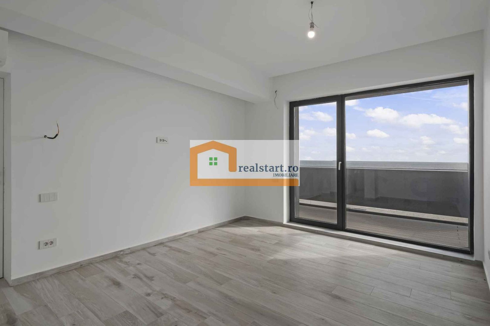 Vedere directa la Mare, Prima linie, Penthouse tip Duplex, bloc Boutique - Poză 21