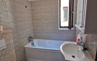 Apartament 2 camere Giroc la intrare - Poză 7