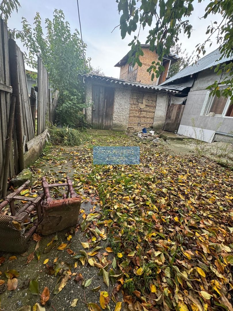 Casă de vânzare pe strada Sabarului - Poză 12