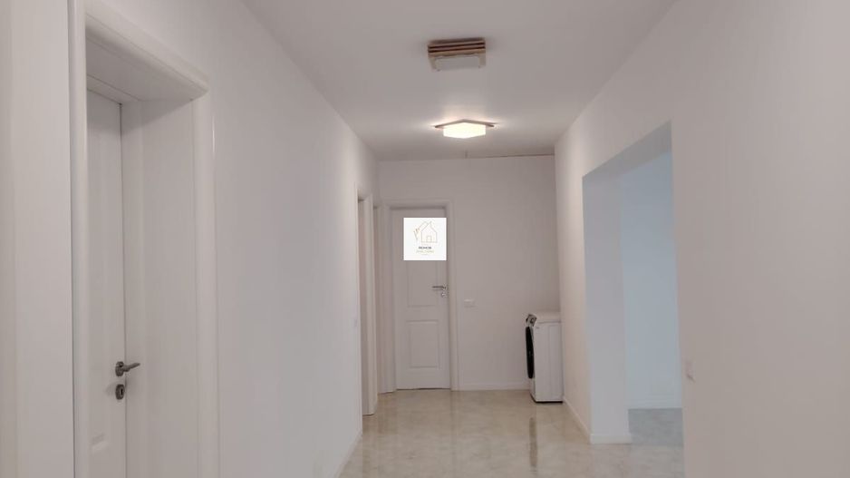 Casa 4 camere Manastirea Crevedia - Poză 7