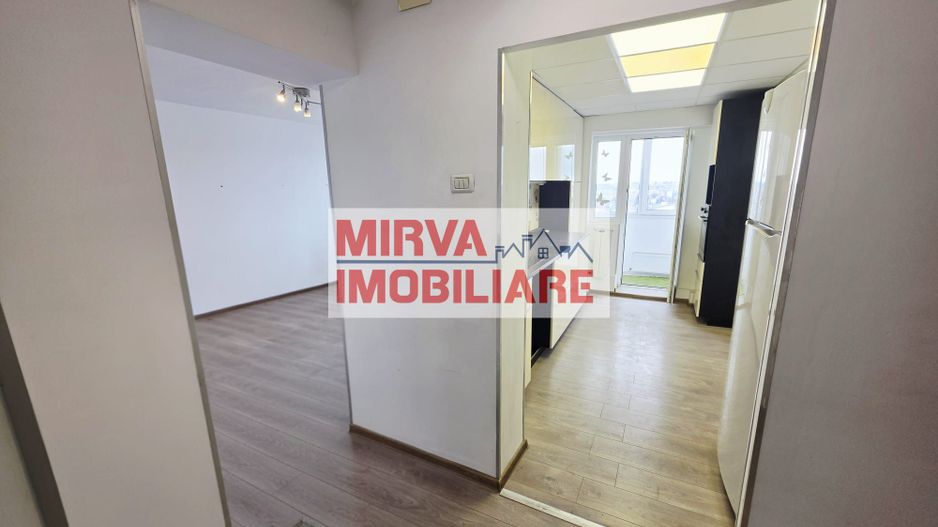 Apartament 3 camere, 2 băi cu geam, balcon generos – Republicii - Poză 17