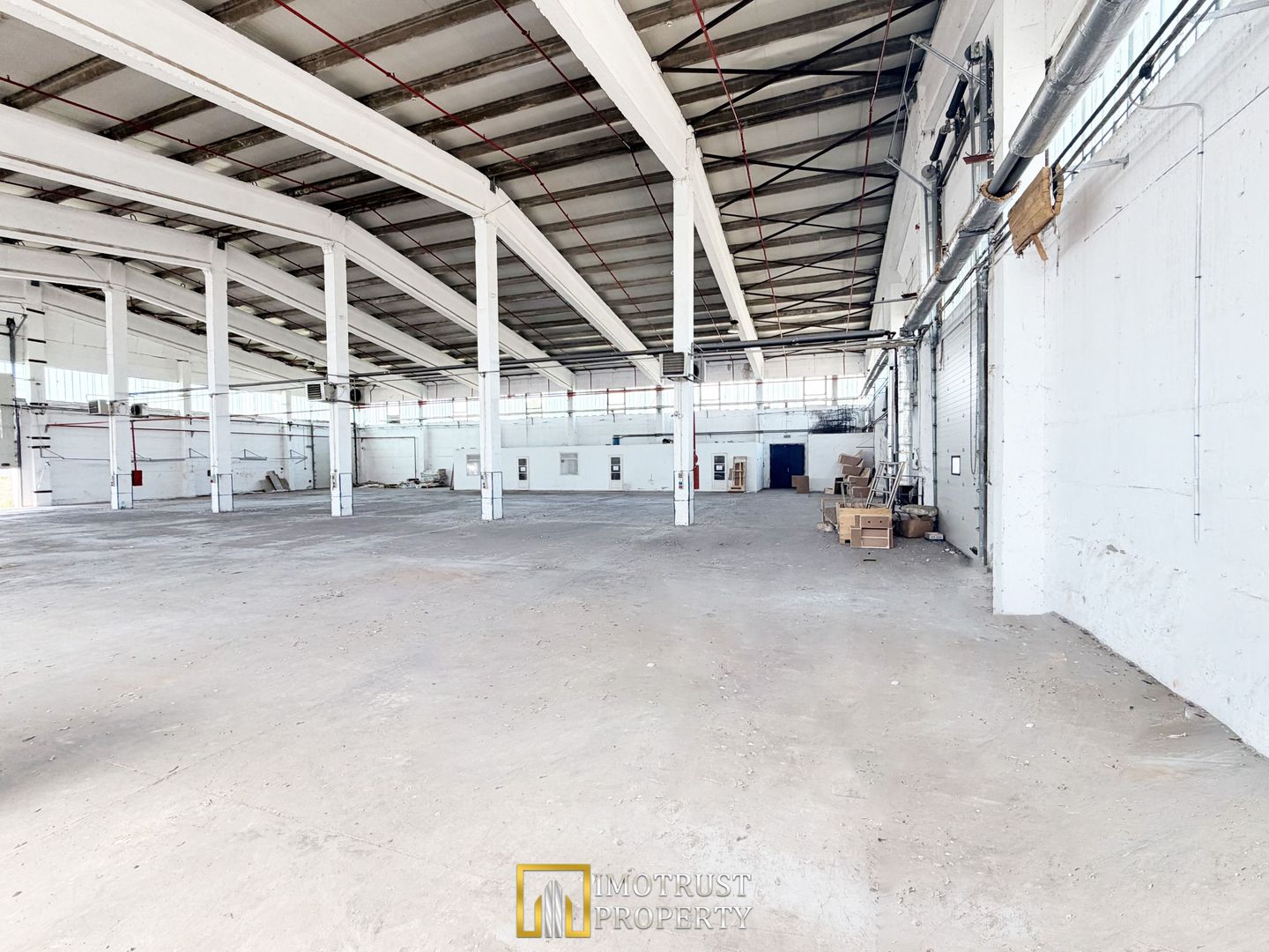 Hala industriala de inchiriat în Arad – 1.354 mp, acces TIR - Poză 4