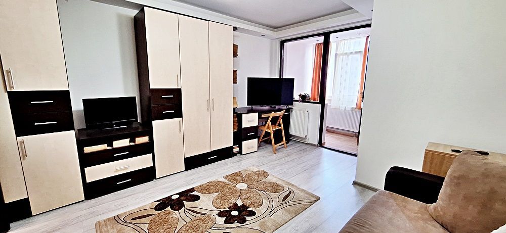 Zona Astra, str. Traian garsoniera mobilata, etaj 3, pret 63000 euro - Poză 2