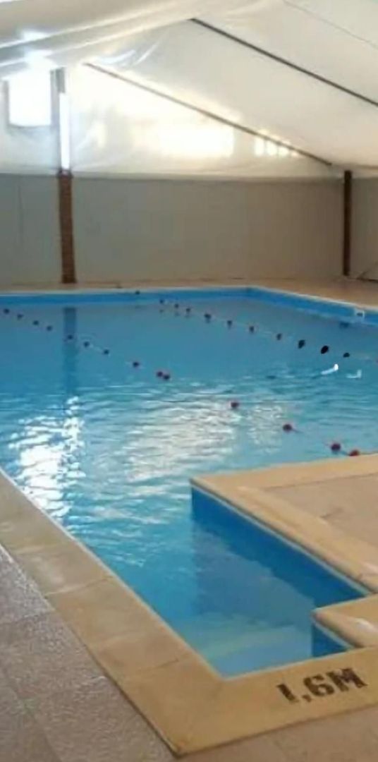 Imobil comercial si piscina functioala Piata Victoriei - Poză 6