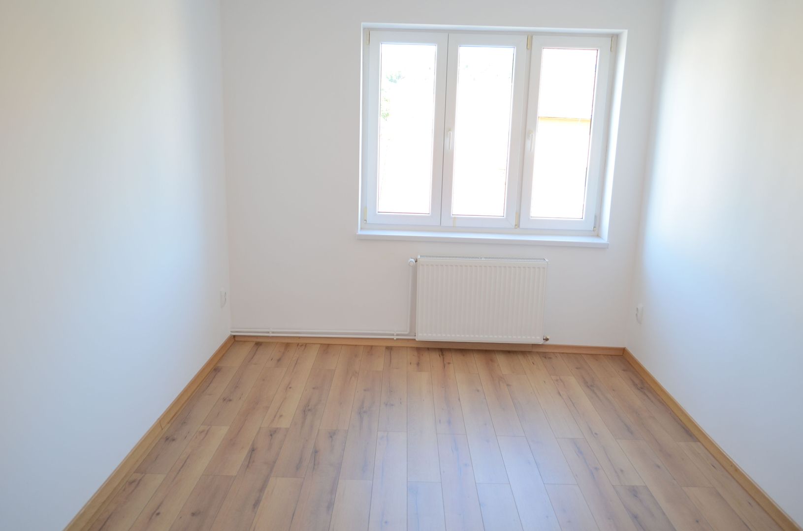 Spatiu birou in zona centrala (Piata Mihai Viteazul) - Poză 4