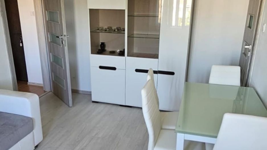 vand apartament 2 camere ,zona centrala - Poză 2