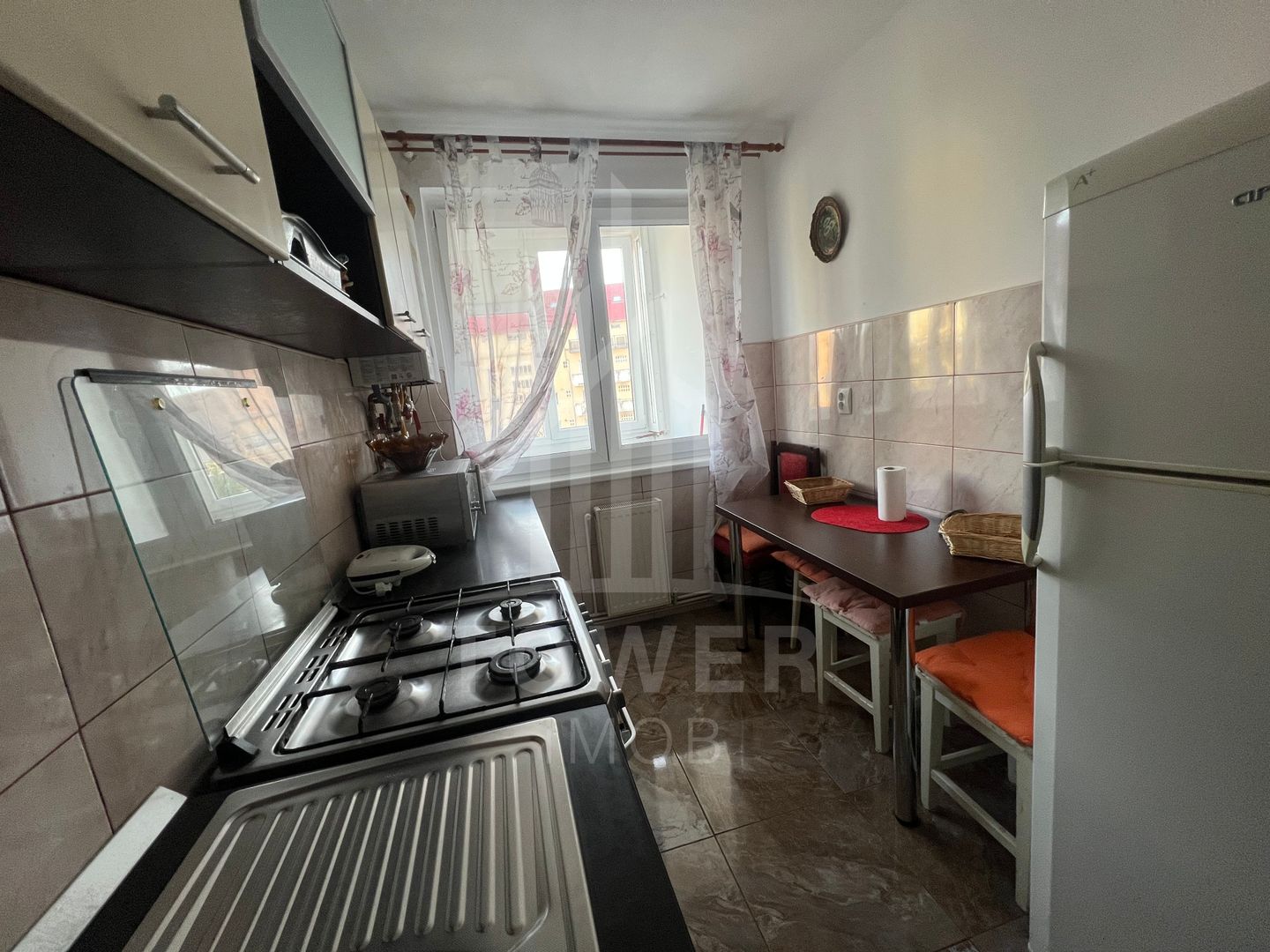 Apartament de închiriat, 2 camere, Mihai Viteazul - Poză 4