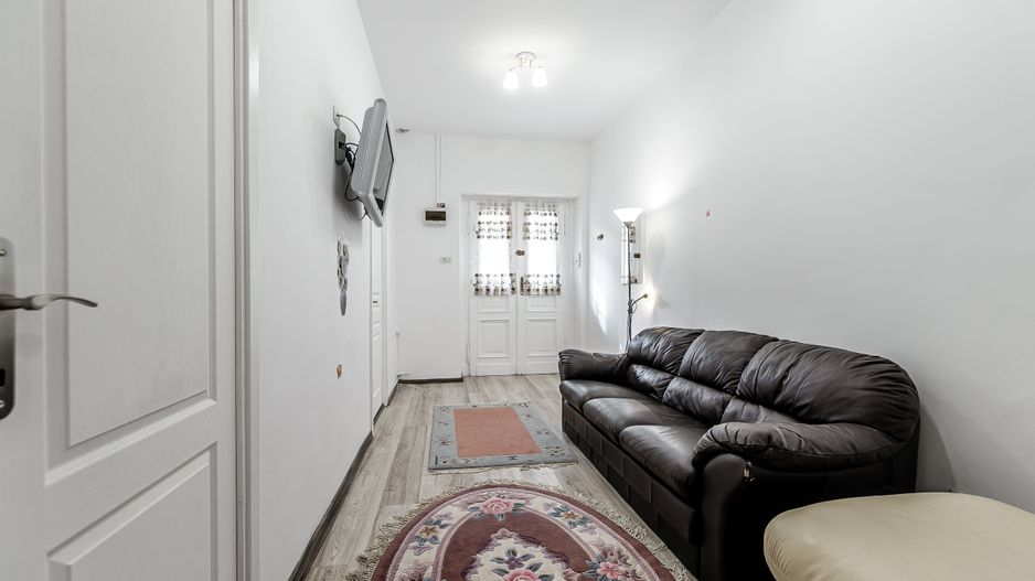 Apartament contemporan în Palatul Neumann, Arad. - Poză 6