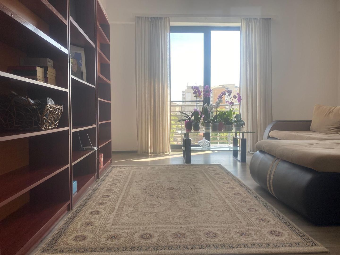 Camere spatioase! Vanzare apartament cu 2 camere in Targoviste - M3 - Poză 1