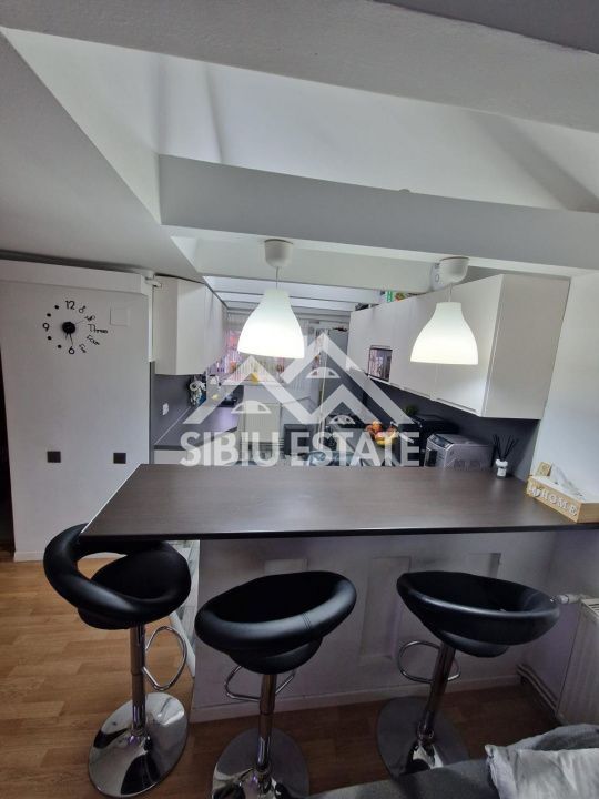 Apartament de vanzare, cu 4 camere,  82.4 mp. -Calea Cisnadiei (Ciresica) - Poză 24