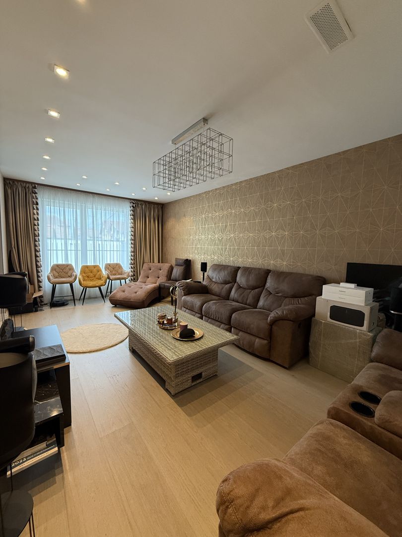 Casa de vânzare PREMIUM in Selimbar - Poză 3