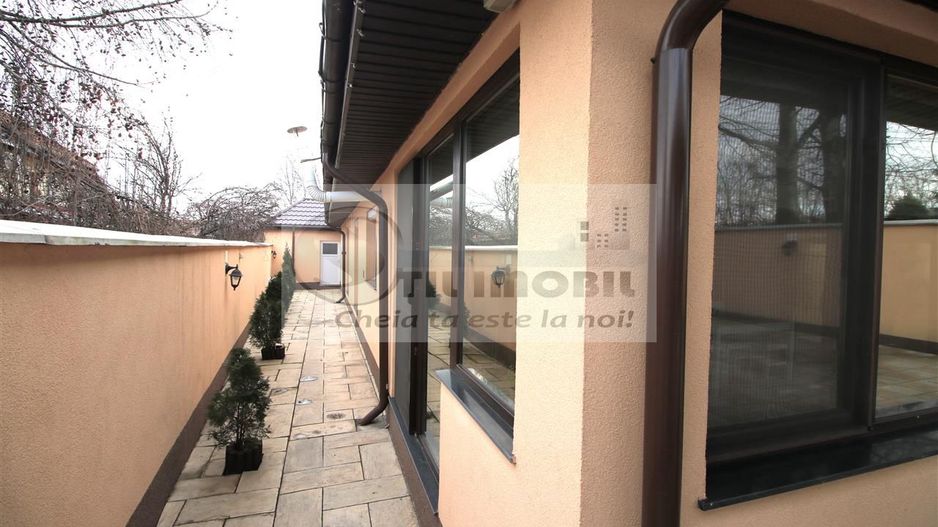 MIROSLAVA CASA EXCLUSIVISTA LA CHEIE LUX STIL MEDITERANEAN MOBILATA - Poză 25