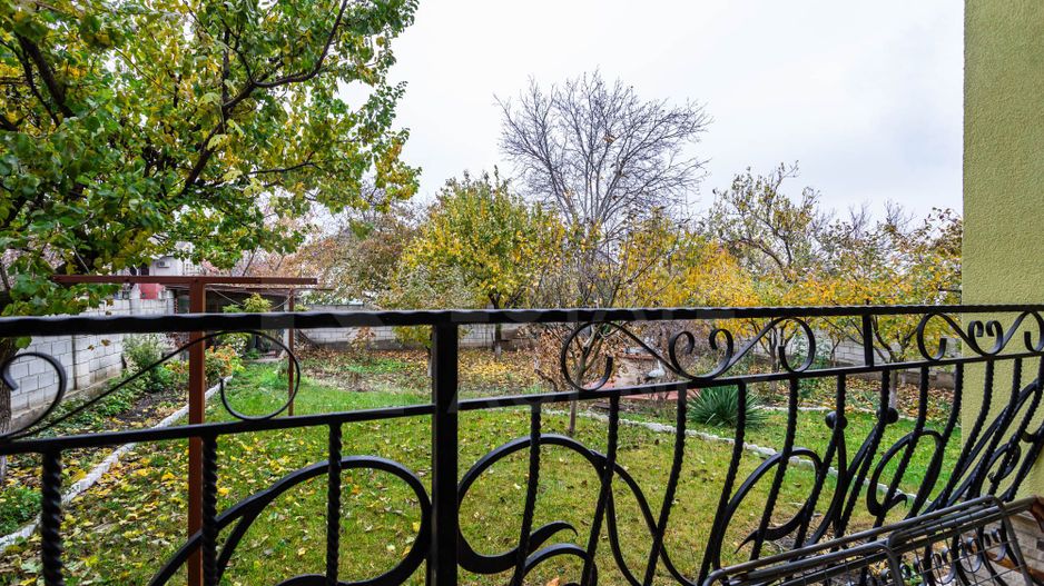 Vânzare, casă, 2 nivele, 6 camere, strada Luceafărul, Ciorescu - Poză 10