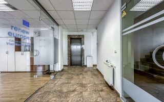 Închiriere spațiu de birouri premium în centru Arad - Poză 7
