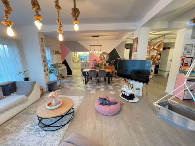 CASA EXCLUSIVISTA IN ZONA RONAT - Poză 4