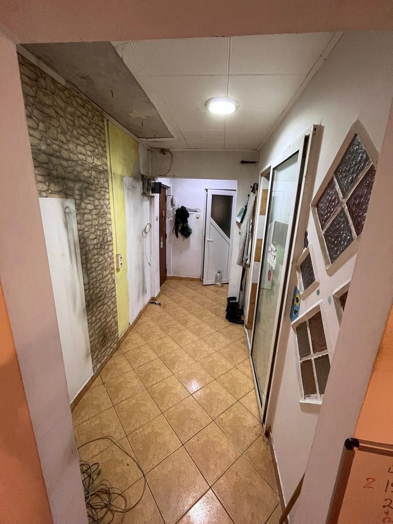 Apartament 4 camere bloc anvelopat Apusului, Pacii, Militari - Poză 8