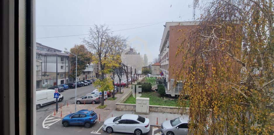 UNIC IN CENTRUL ORASULUI!! DOAR -1363$ per mp - Poză 4