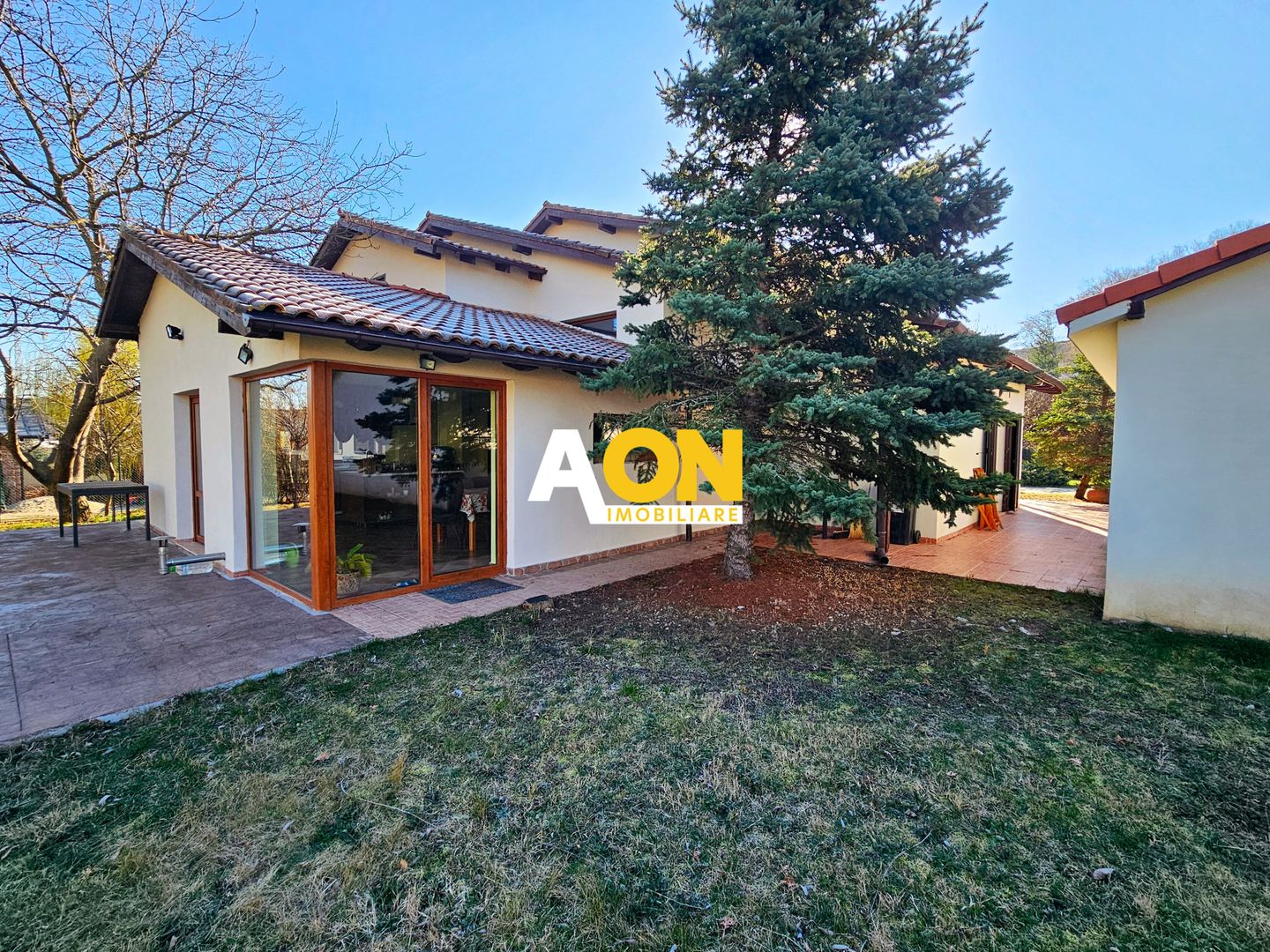 Casa 6 camere, mobilata, utilata, 1700 mp teren, langa padure - Poză 2