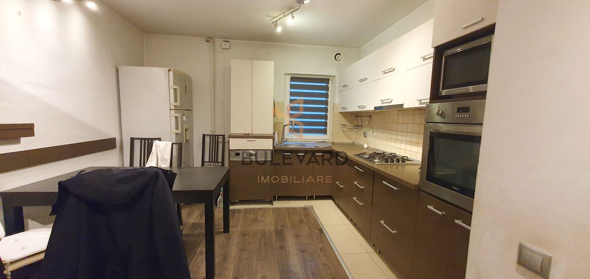 Apartament cu 4 camere decomandat, zona Calea Dorobantiilor! - Poză 10