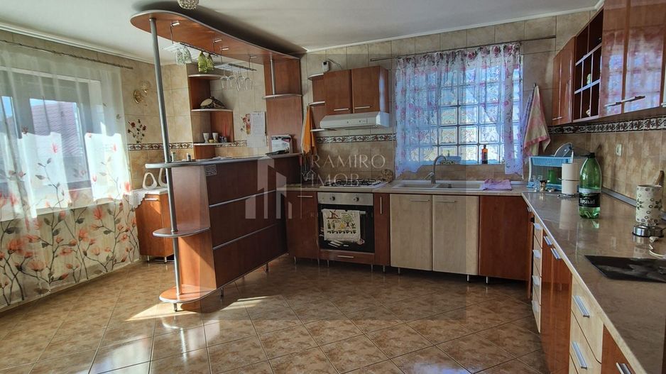 Casa + Magazin (P+1) Fundulea DN3 - Poză 4