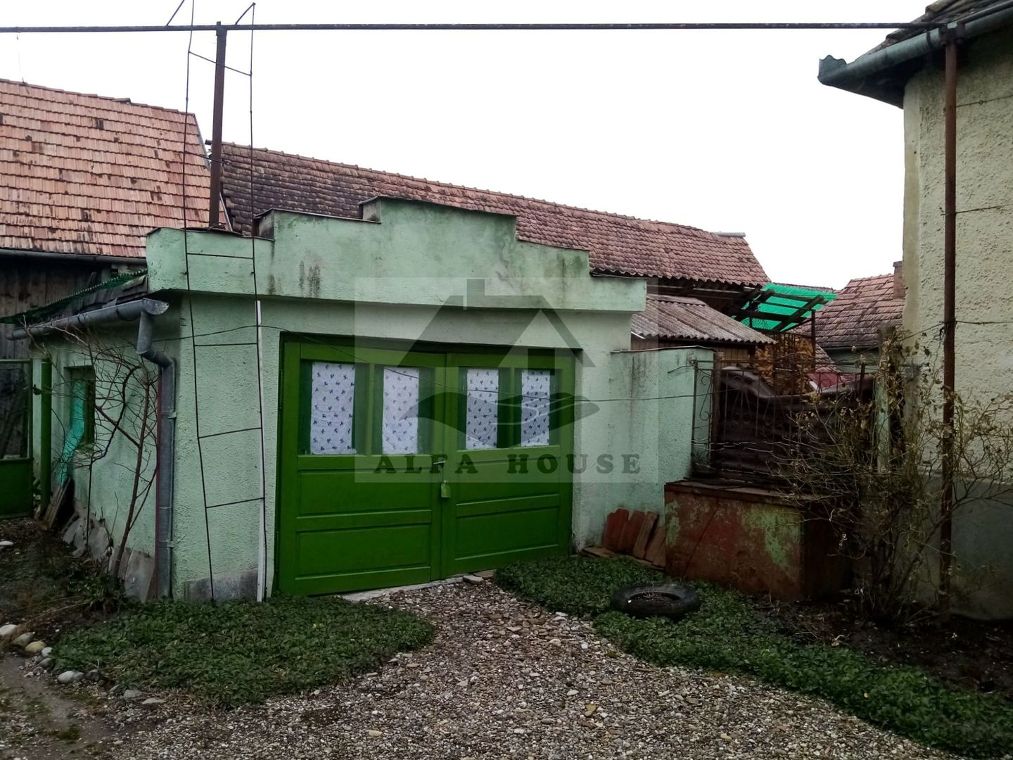 Casă 3 camere, priveliște Castelul Ugron – pretabil si pentru investie - Poză 7