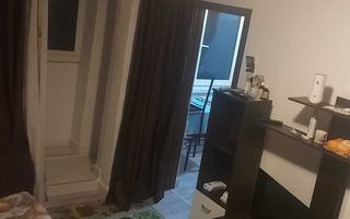 Garsoniera, etaj 1, S-uri, 1 Mai - 74 999 - Poză 1