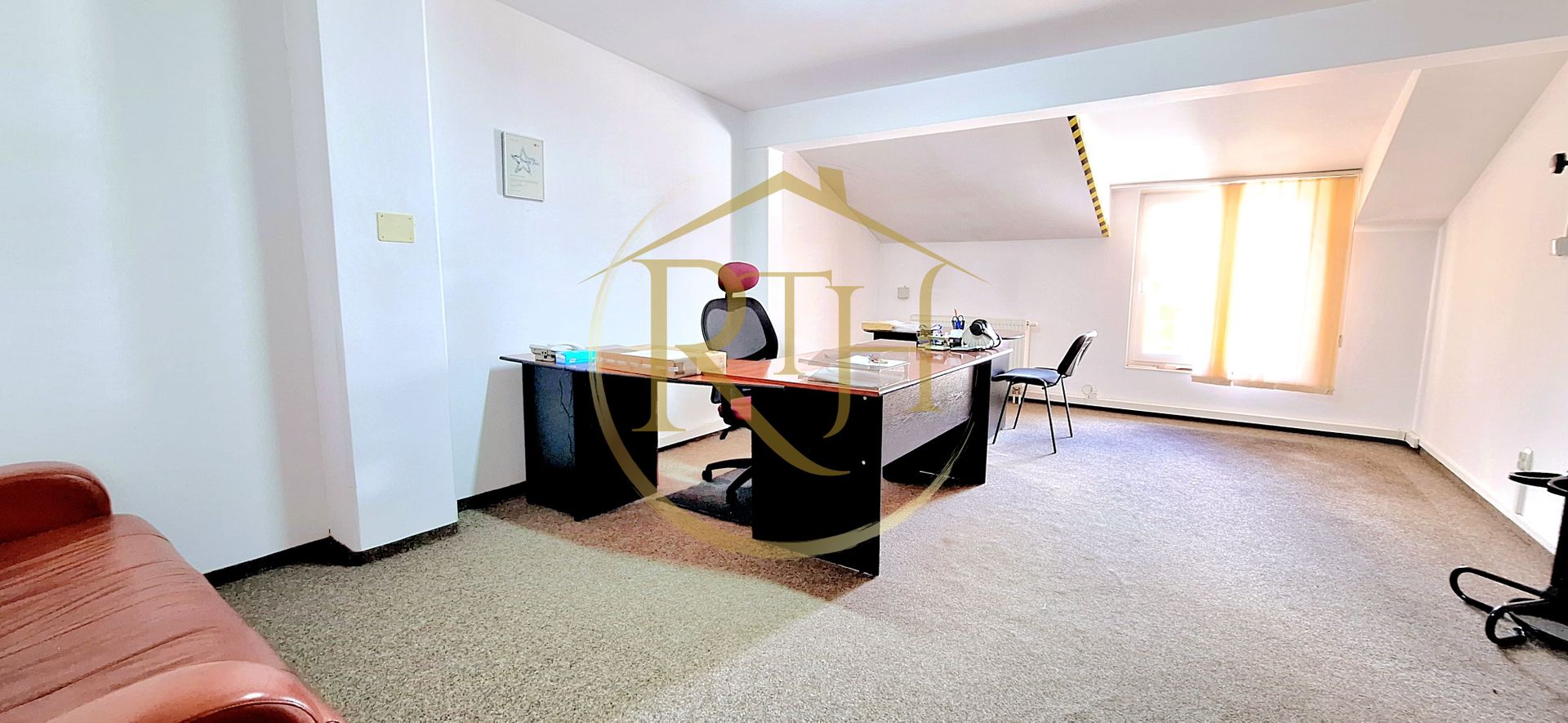 Oferim spre inchiriere spatiu de depozitare si birouri, zona Soarelui - Poză 15