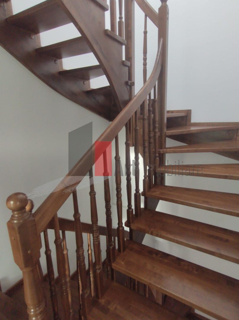 Vilă Occidentului - birou sau locuintă - Poză 14