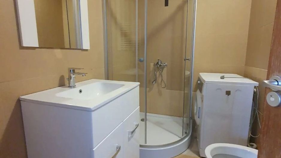 BRASADAS vinde garsonieră 29mp etajul 2/4 Cloșca. - Poză 4