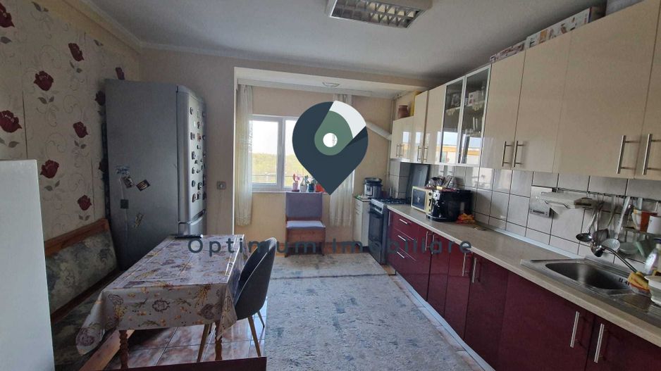 Apartament cu 2 camere, etaj 3/4 Intre Lacuri ! - Poză 3