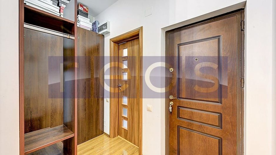 VANZARE 3 CAMERE | DEMISOL LUMINOS | 75 mp | ZONA DAMAROAIA - Poză 9