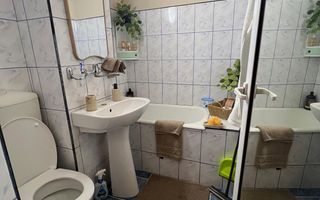 COMISION 0% Garsoniera renovata 29 mp-balcon-etaj 3-Zona Dragos Voda - Poză 5