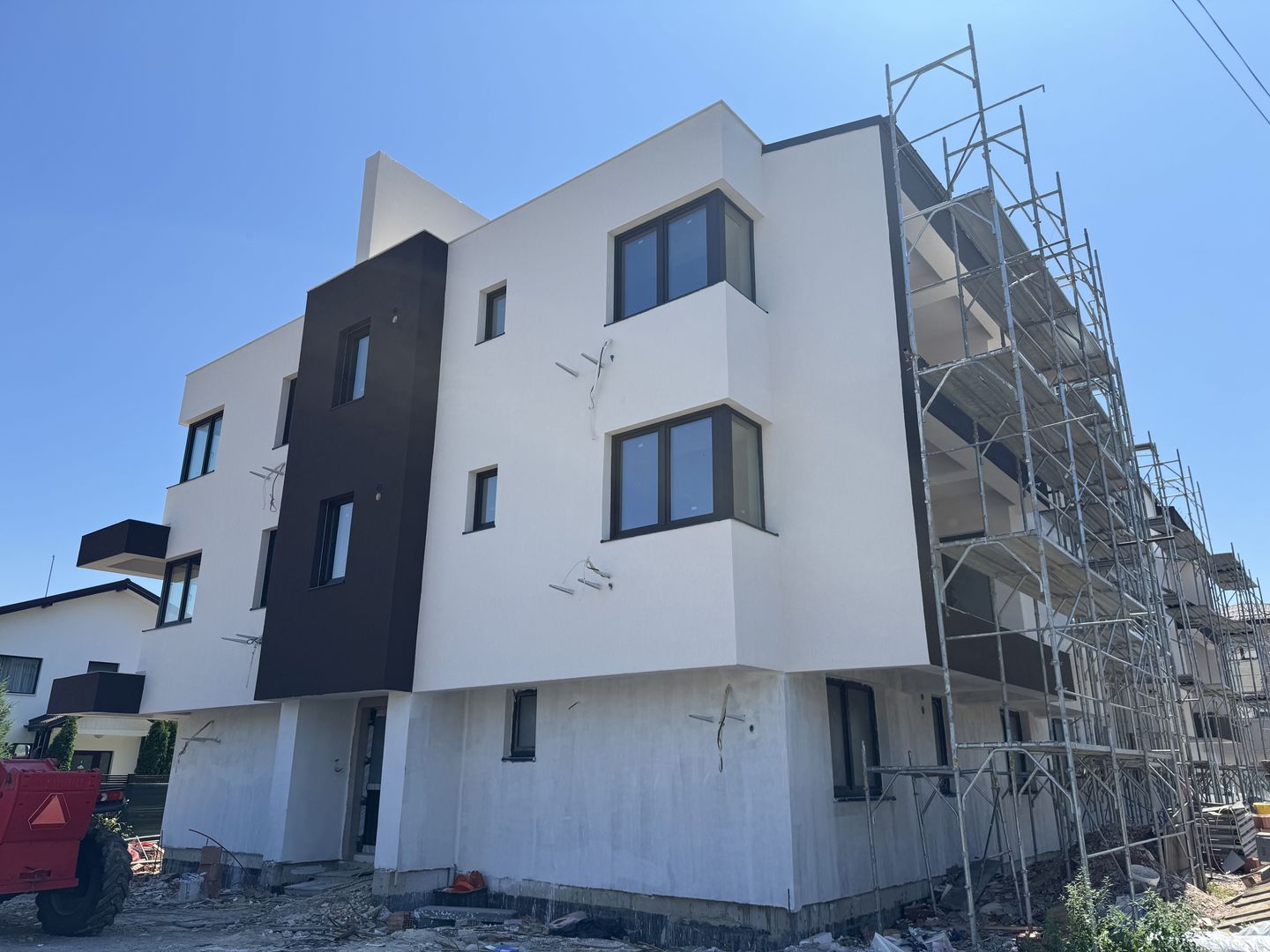 Apartament Otopeni Odaile bloc Boutique 9% doar in IULIE - Poză 1