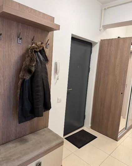 Inchiriez aparatament mobilat bloc nou zona Mihai Bravu - Poză 15