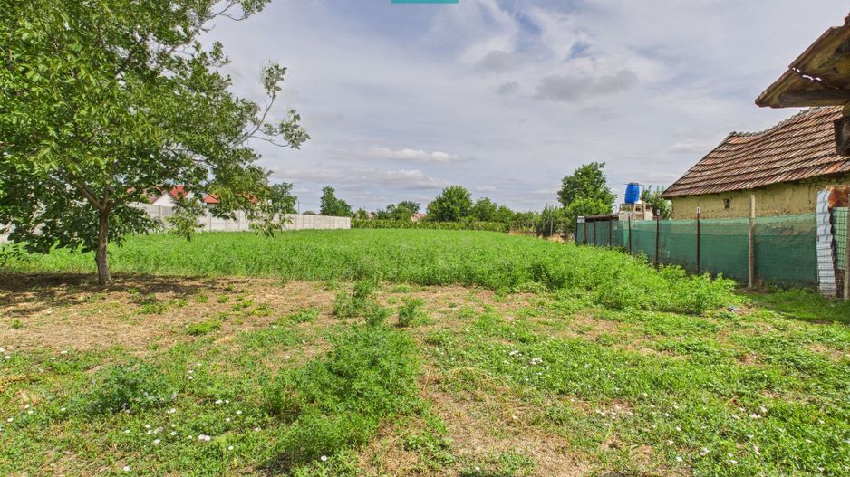 Casă cu teren de 2171 mp, zona centrală Șimand - Poză 10