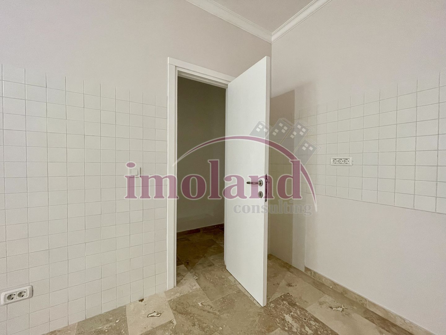 Închiriere apartament 3 camere, 2 balcoane 105 mp - Tei / B. Văcărescu - Poză 8