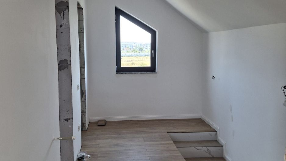 CASA 5 CAMERE BRAGADIRU, TOATE UTILITATILE, 300 MP TEREN, COMISION 0% - Poză 13