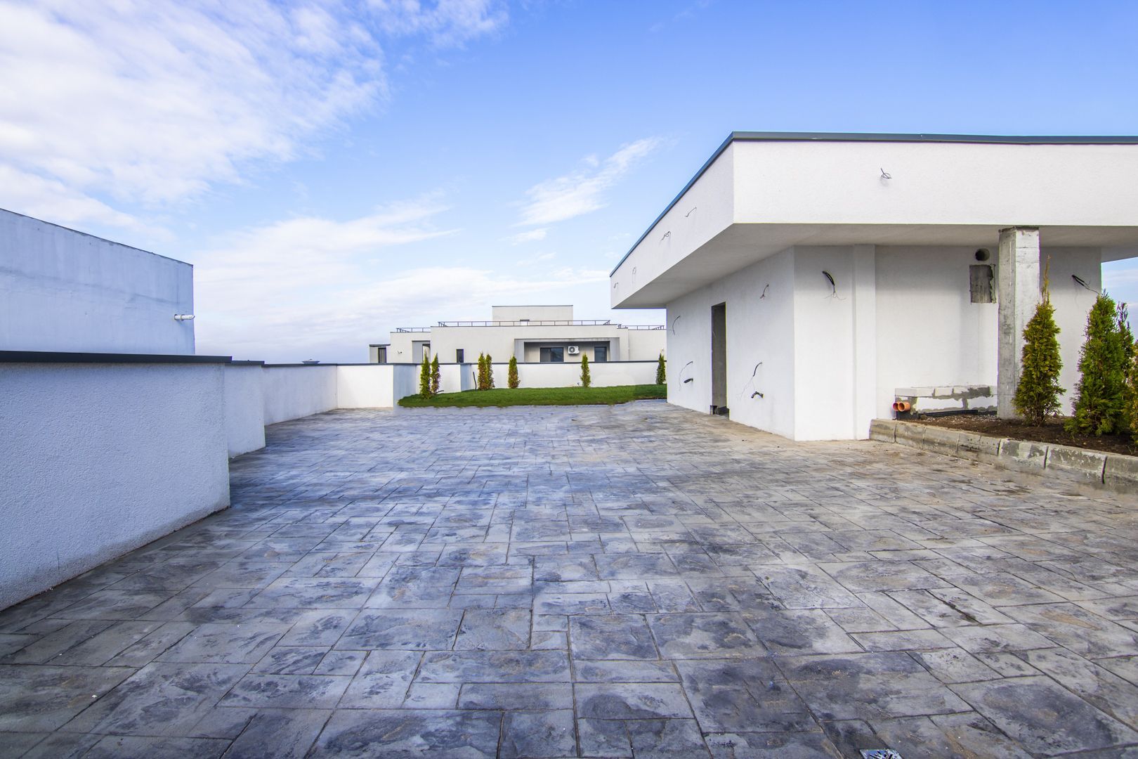 BLOC FINALIZAT, PENTHOUSE - 3 CAMERE, 2 BAI, TERASA DE 178MP,  CENTRALA PROPRIE - Poză 16