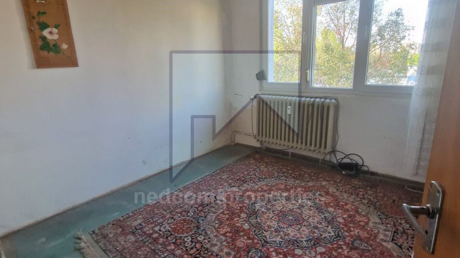 Vanzare apartament 4 camere Drumul Taberei - Poză 7