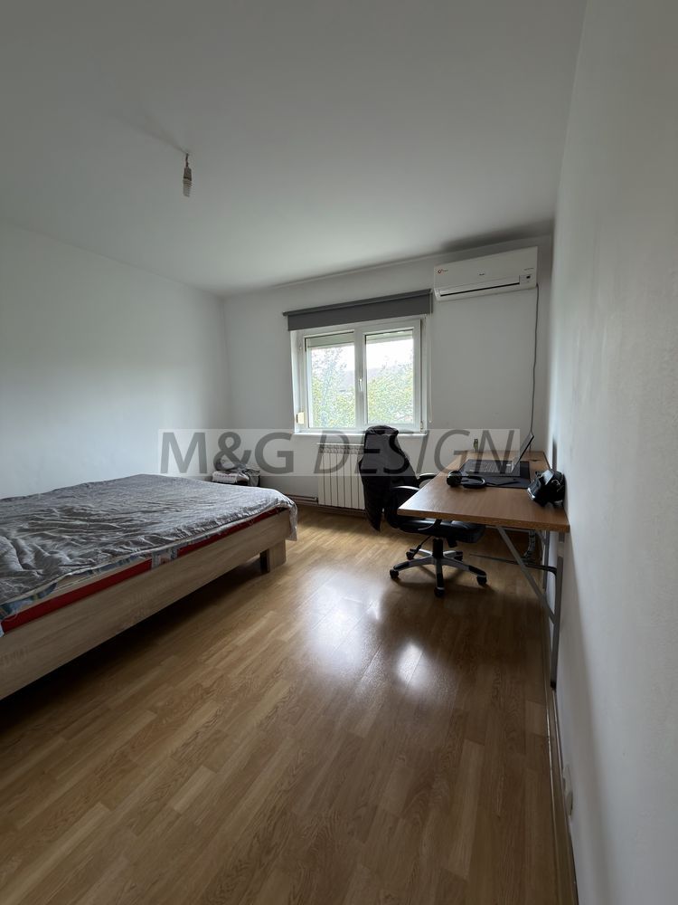 Apartament 3 camere Lipovei - Poză 2