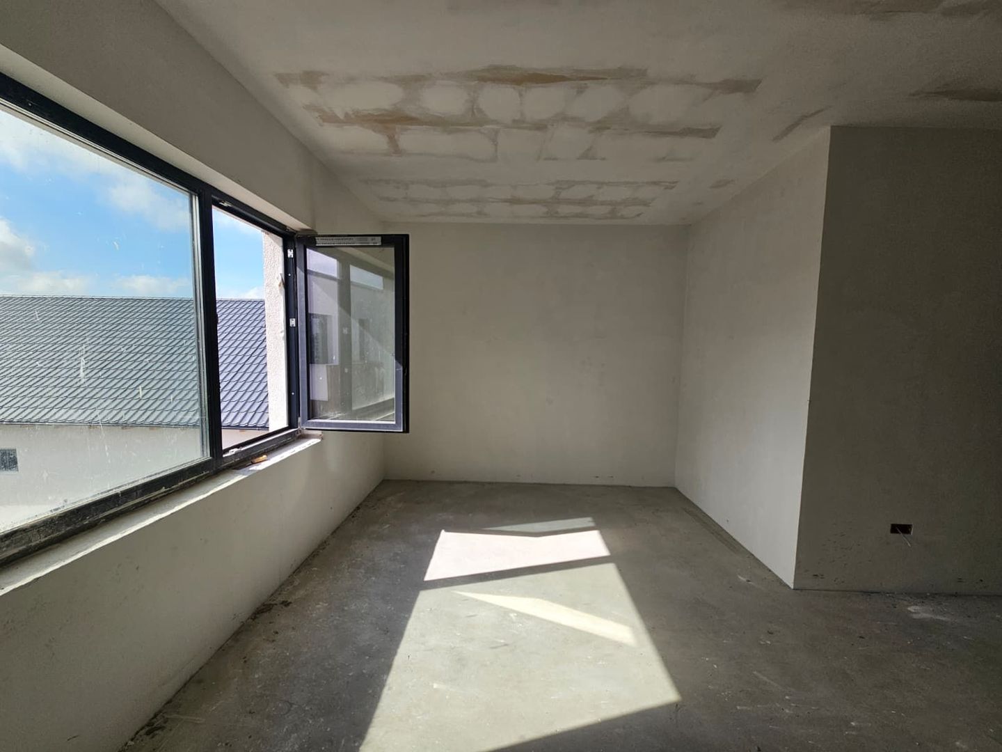 Casă de vânzare în Valu lui Traian – spațiul ideal pentru familia ta - Poză 4