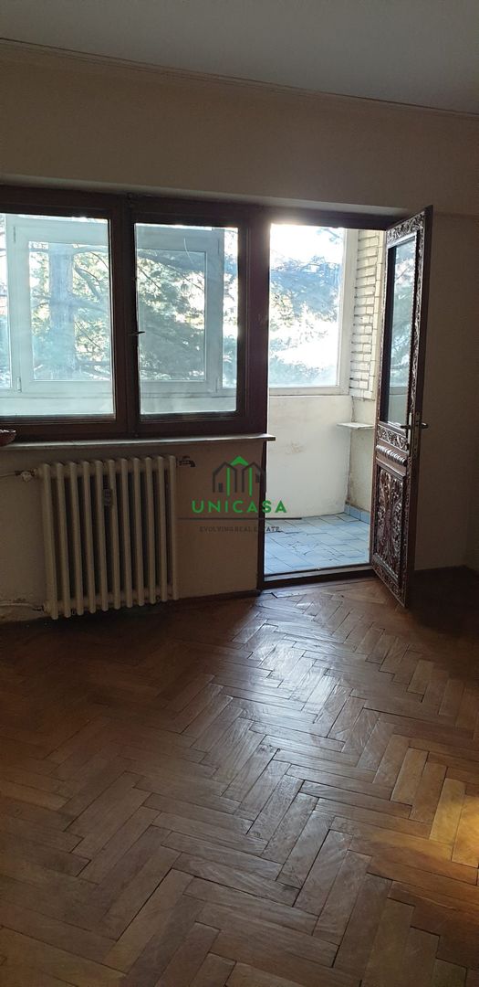 Apartament 3 camere /Calea lui Traian/Etaj 1/4 - Poză 4