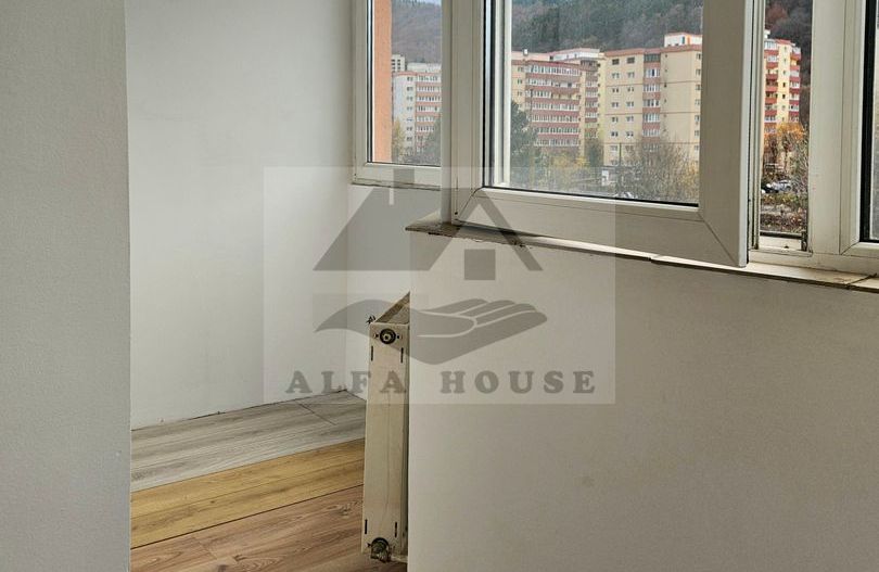 Apartament cu doua camere, zona Racadau 57 mp - vedere spre Tampa - Poză 7